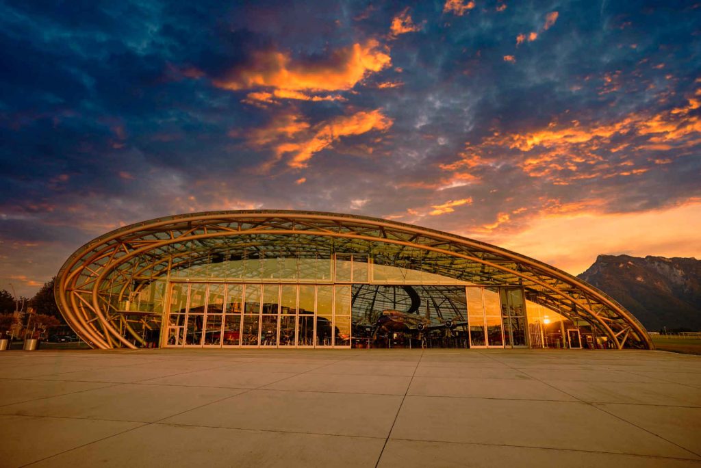 Restaurant „Ikarus“ im Salzburger Hangar-7 © Helge Kirchberger Photography