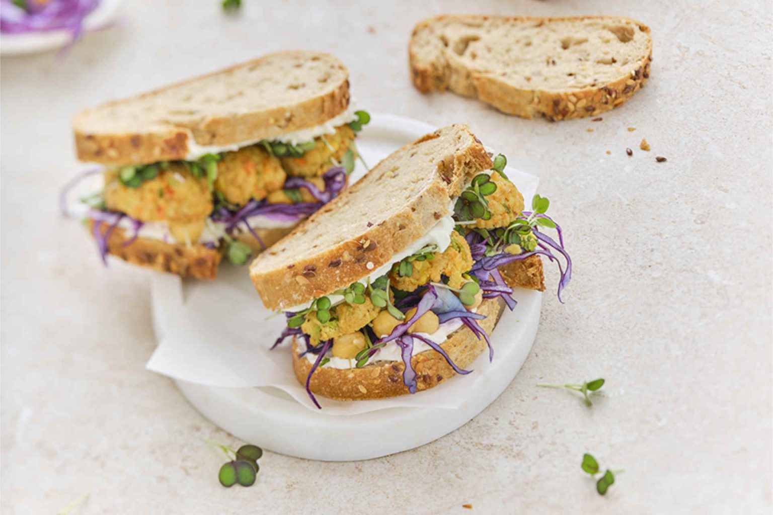 Falafel Sandwich © Bridor