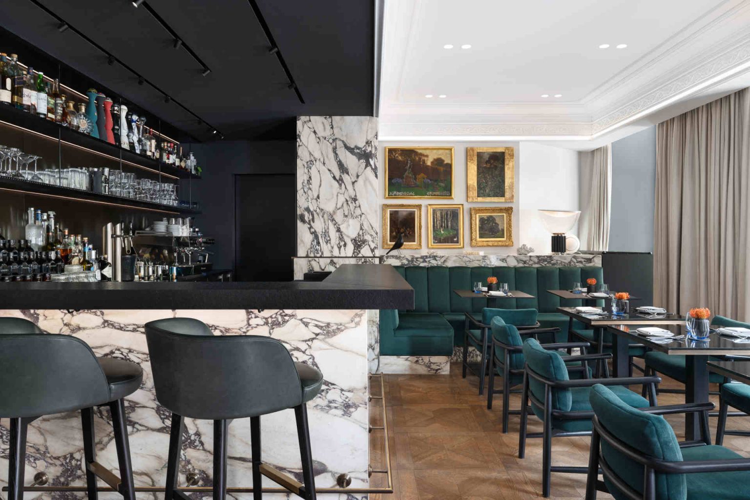 Glasswing Bar im The Amauris Vienna © Tony Gigov