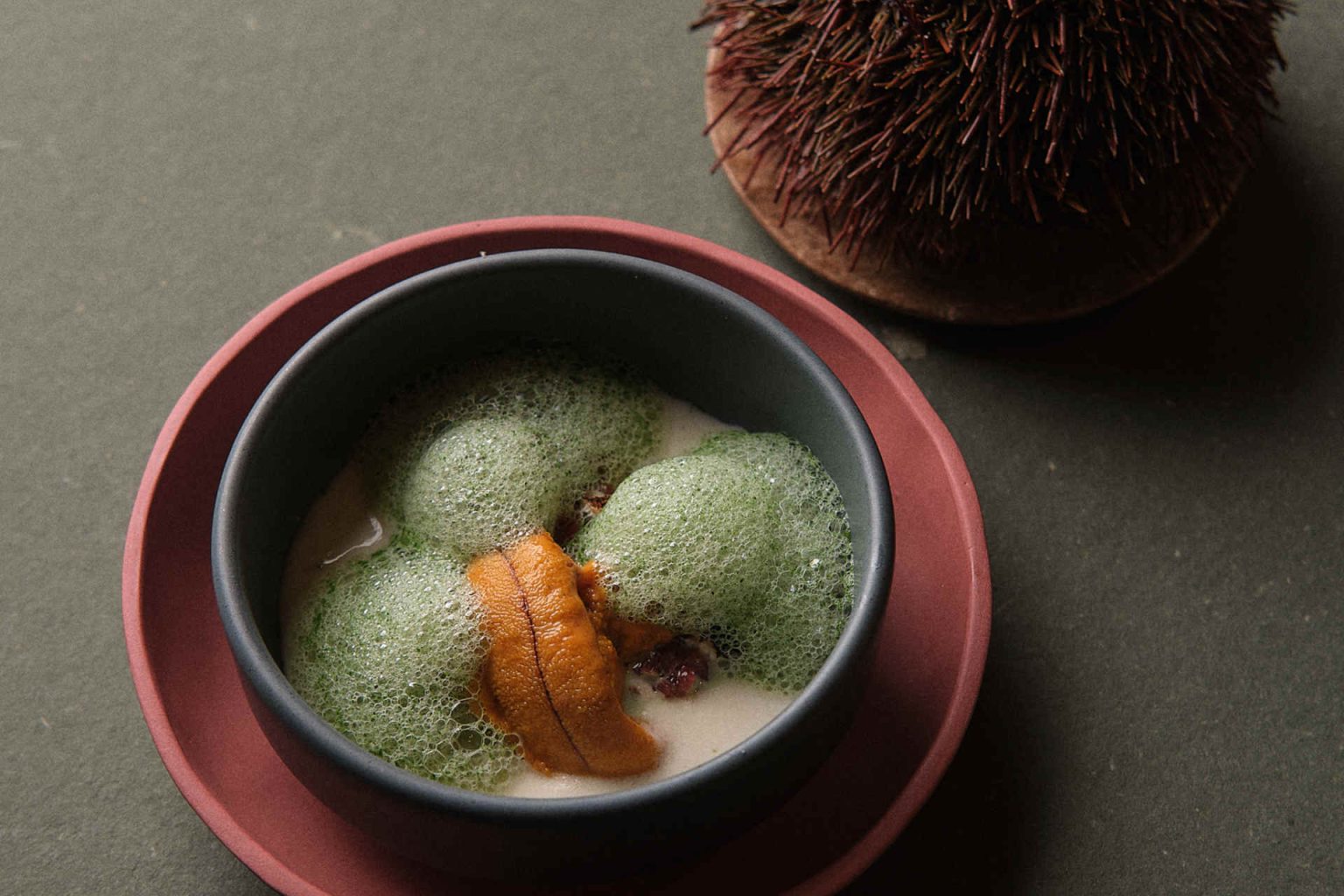 Seeigel, Limette und Muña © Camila Novoa