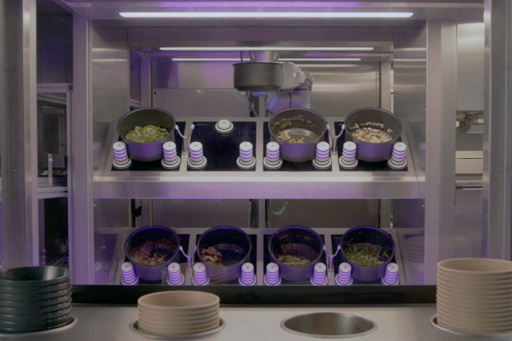 Robot Cooking Food © goodBytz