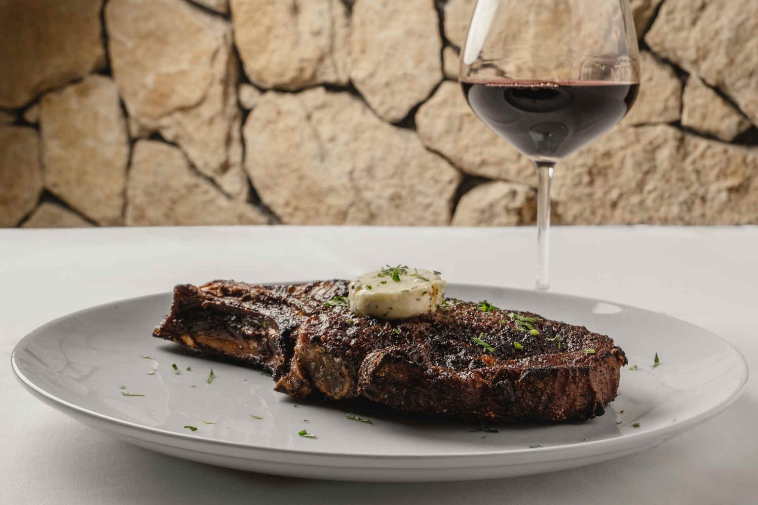 Ribeye Steak im Delmonico Steakhouse © Eugene Dela Cruz