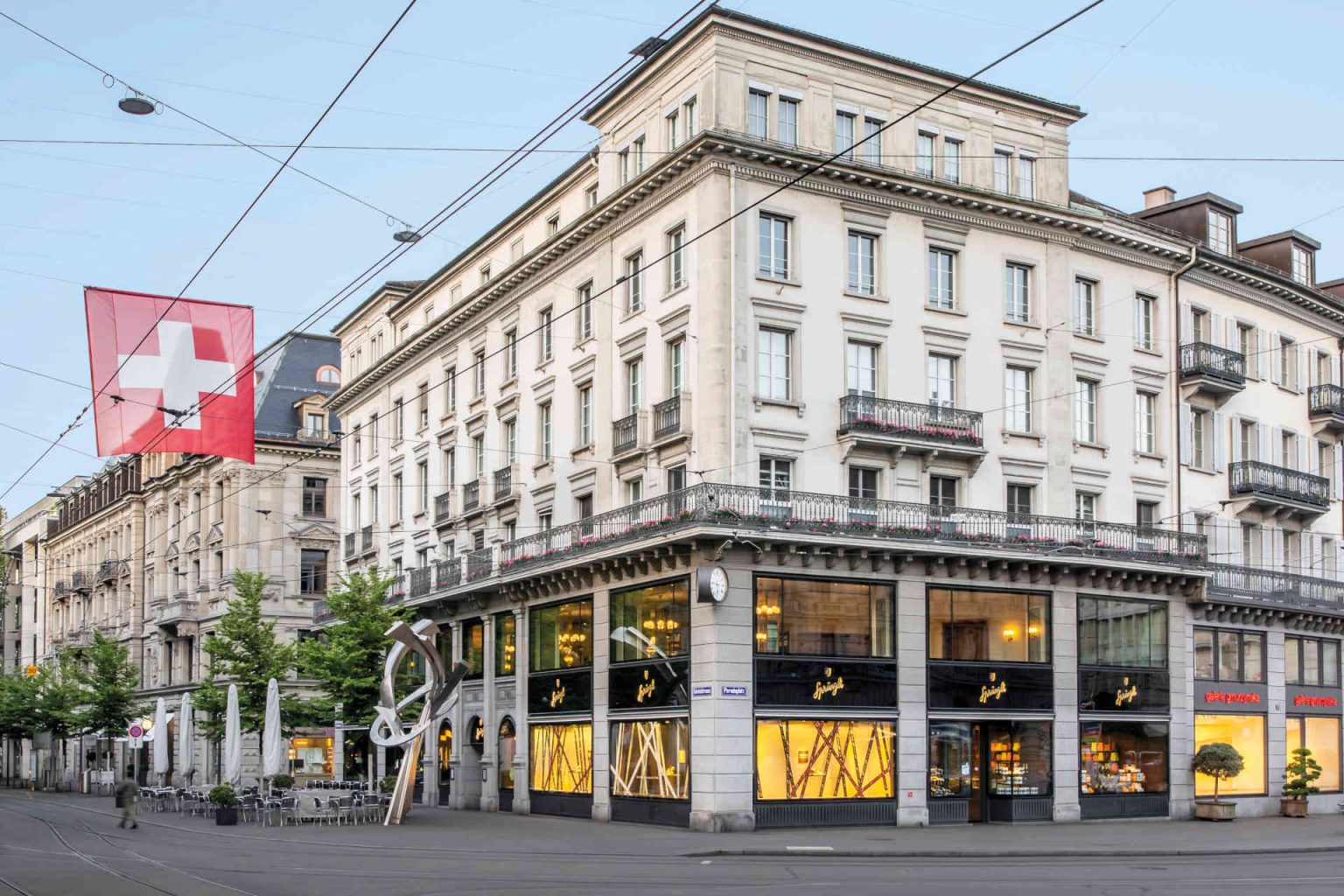 Verkaufsfiliale am Paradeplatz © Sprüngli